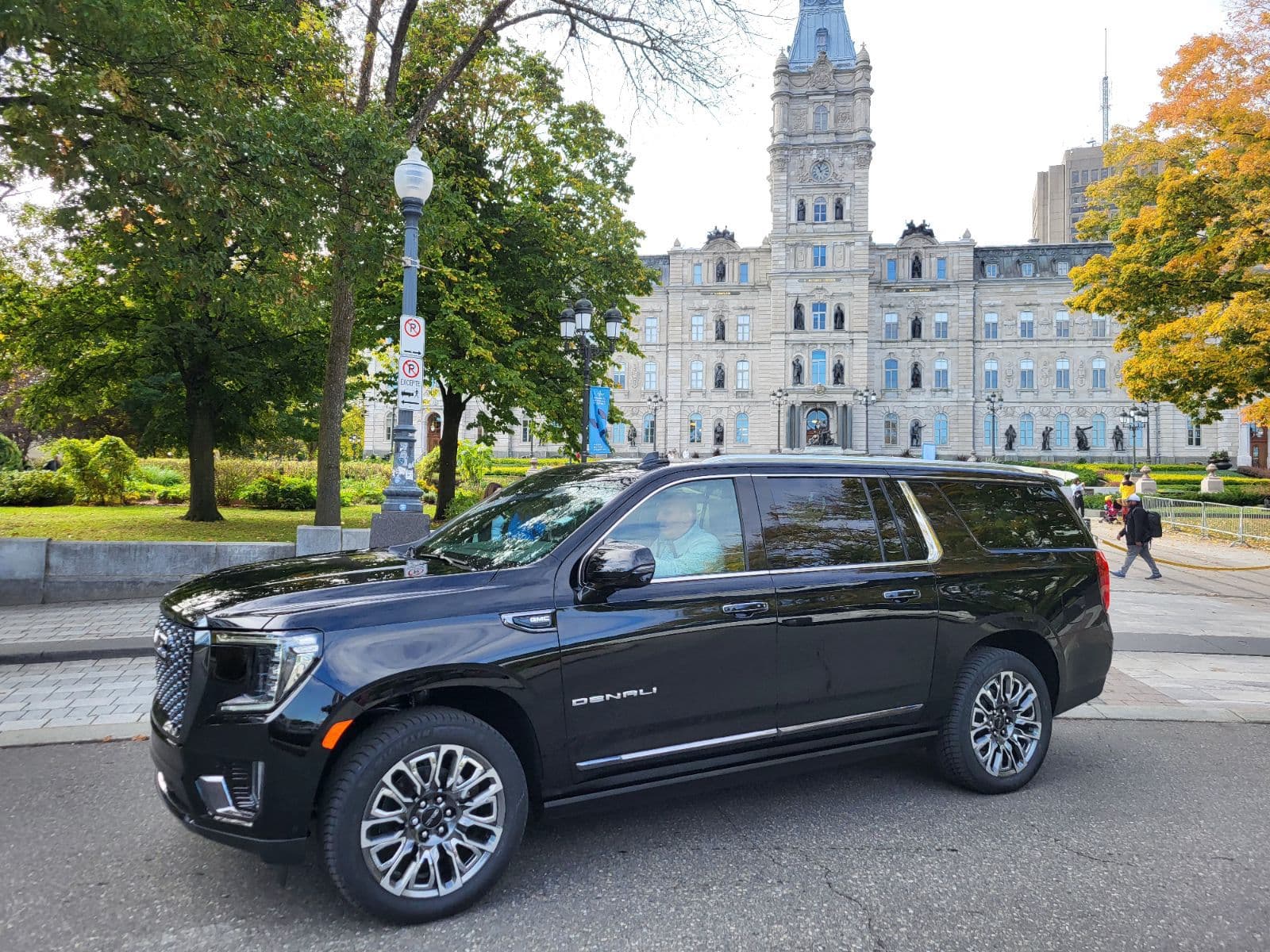 Private driver Toronto — FFGR Canada by the hour