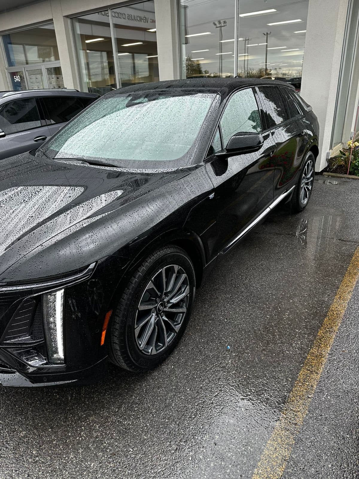 Private chauffeur service Aspen — FFGR Canada luxury fleet